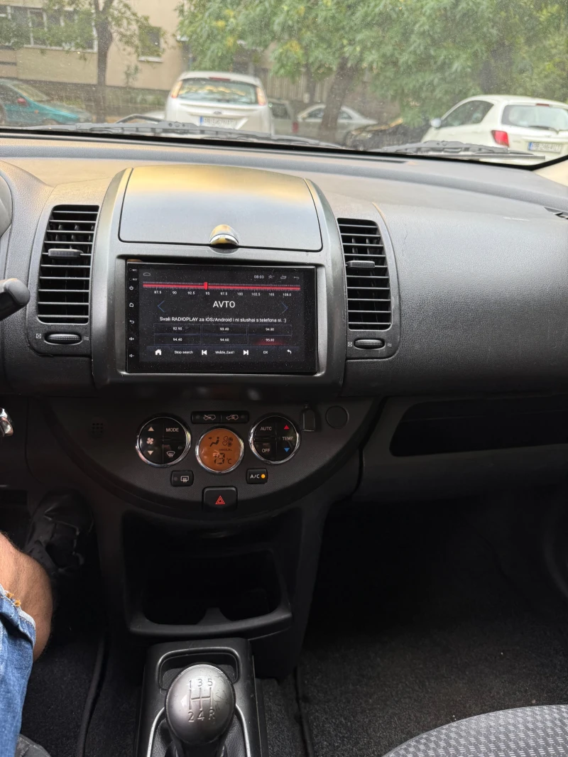 Nissan Note 1.6, снимка 7 - Автомобили и джипове - 52772367