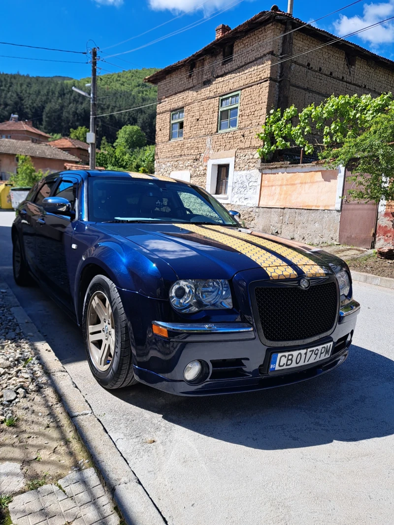 Chrysler 300c, снимка 2 - Автомобили и джипове - 52559857