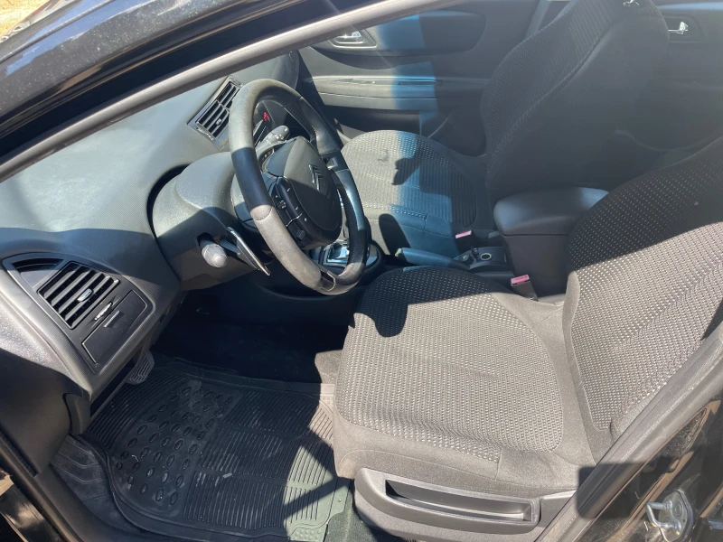 Citroen C4 1.6 HDI, снимка 8 - Автомобили и джипове - 52257803