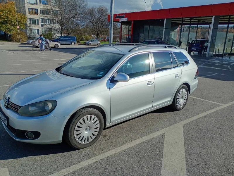 VW Golf, снимка 4 - Автомобили и джипове - 52568189