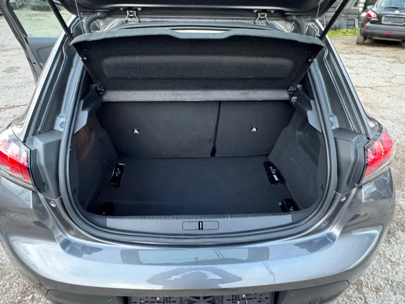 Peugeot 208 Реален пробег ! Нова кола!, снимка 15 - Автомобили и джипове - 52544439