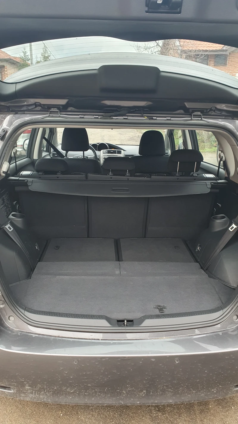 Toyota Verso, снимка 7 - Автомобили и джипове - 52575709