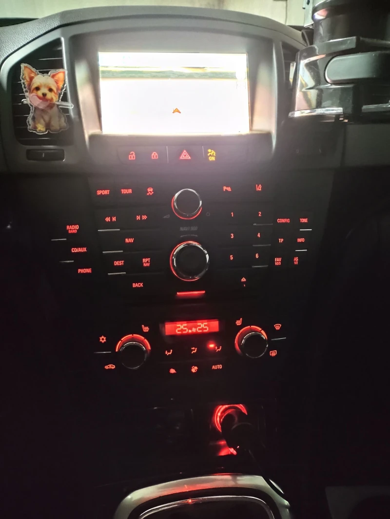 Opel Insignia Sports Tuarer, снимка 6 - Автомобили и джипове - 52934146