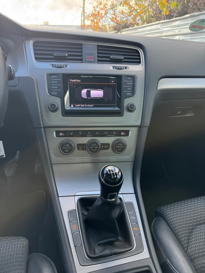 VW Golf Variant, снимка 7 - Автомобили и джипове - 52966438