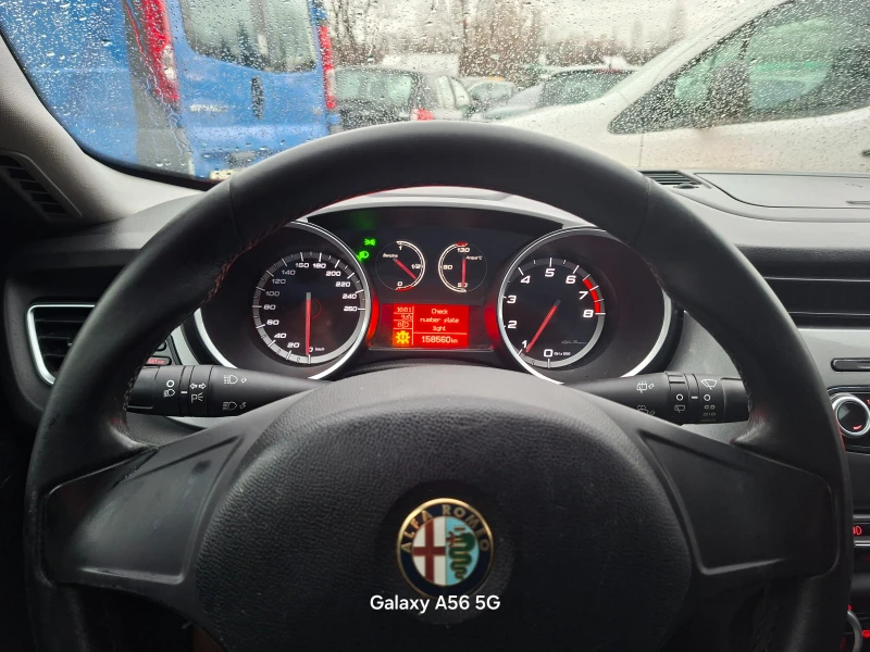 Alfa Romeo Giulietta 1.4 benzin 120кс., снимка 10 - Автомобили и джипове - 53024664