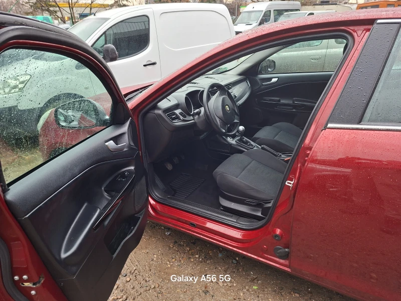 Alfa Romeo Giulietta 1.4 benzin 120кс., снимка 5 - Автомобили и джипове - 53024664