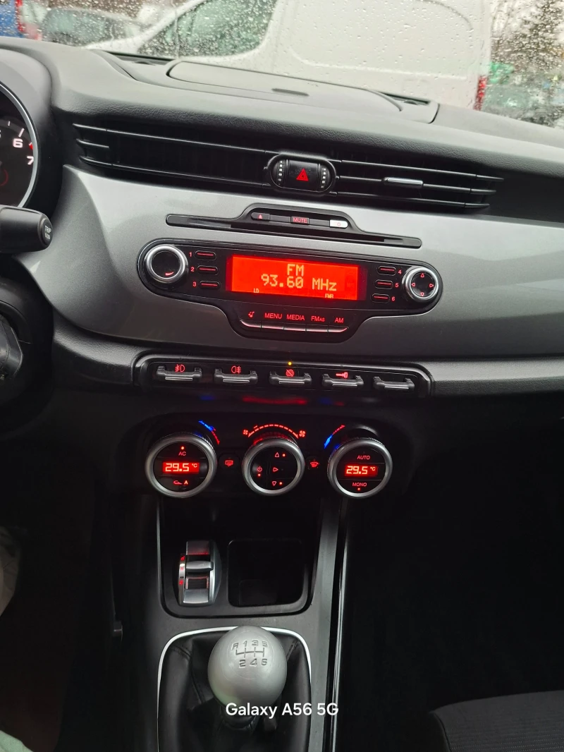 Alfa Romeo Giulietta 1.4 benzin 120кс., снимка 11 - Автомобили и джипове - 53024664