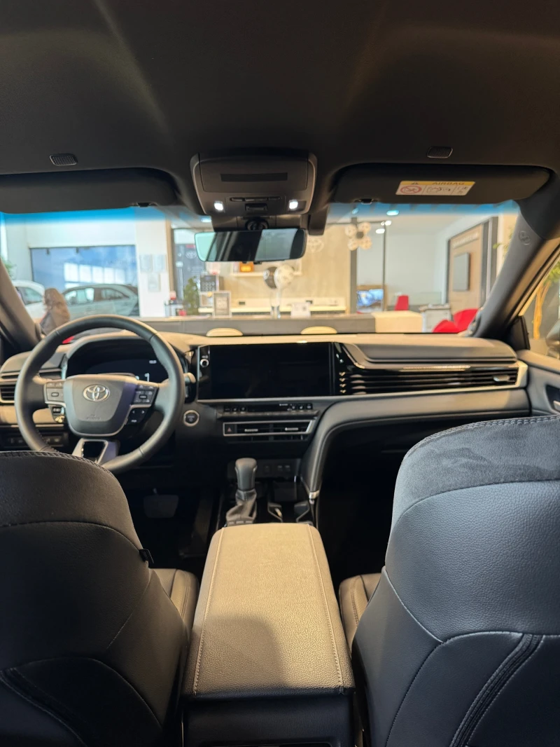 Toyota Camry Luxury, снимка 10 - Автомобили и джипове - 53335100