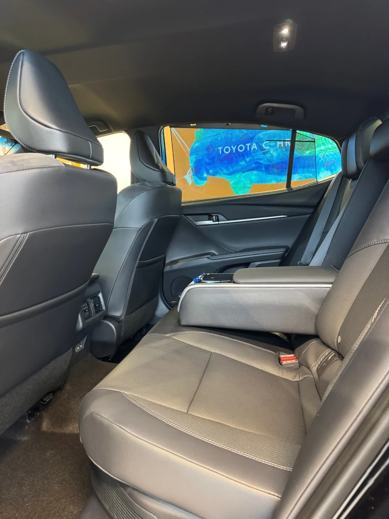 Toyota Camry Luxury, снимка 15 - Автомобили и джипове - 53335100