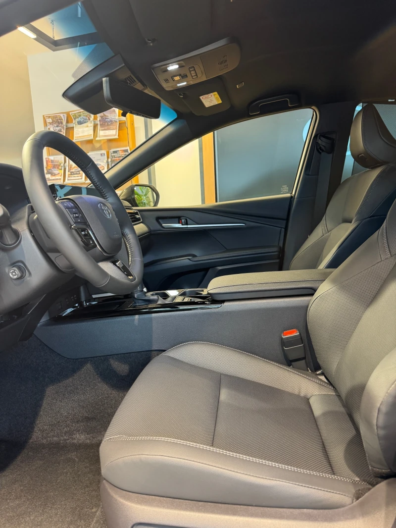 Toyota Camry Luxury, снимка 12 - Автомобили и джипове - 53335100