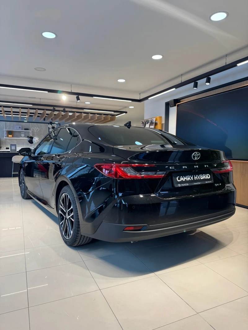 Toyota Camry Luxury, снимка 6 - Автомобили и джипове - 53335100