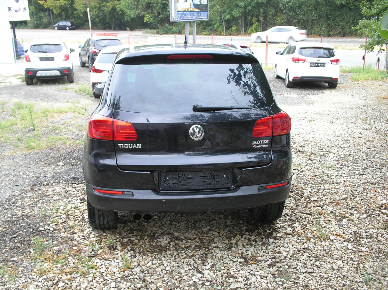 VW Tiguan 2, 0 d -4x4, снимка 5 - Автомобили и джипове - 55993643