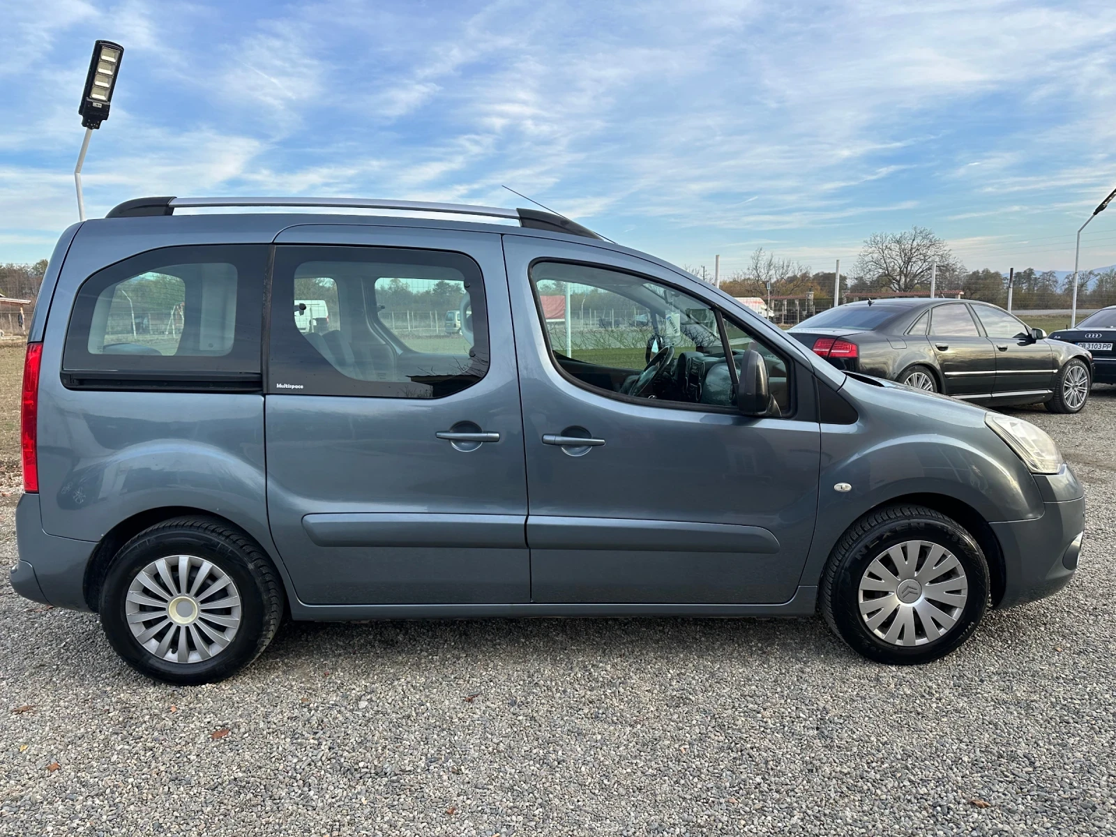 Citroen Berlingo 1.6LPG Multispace - изображение 3