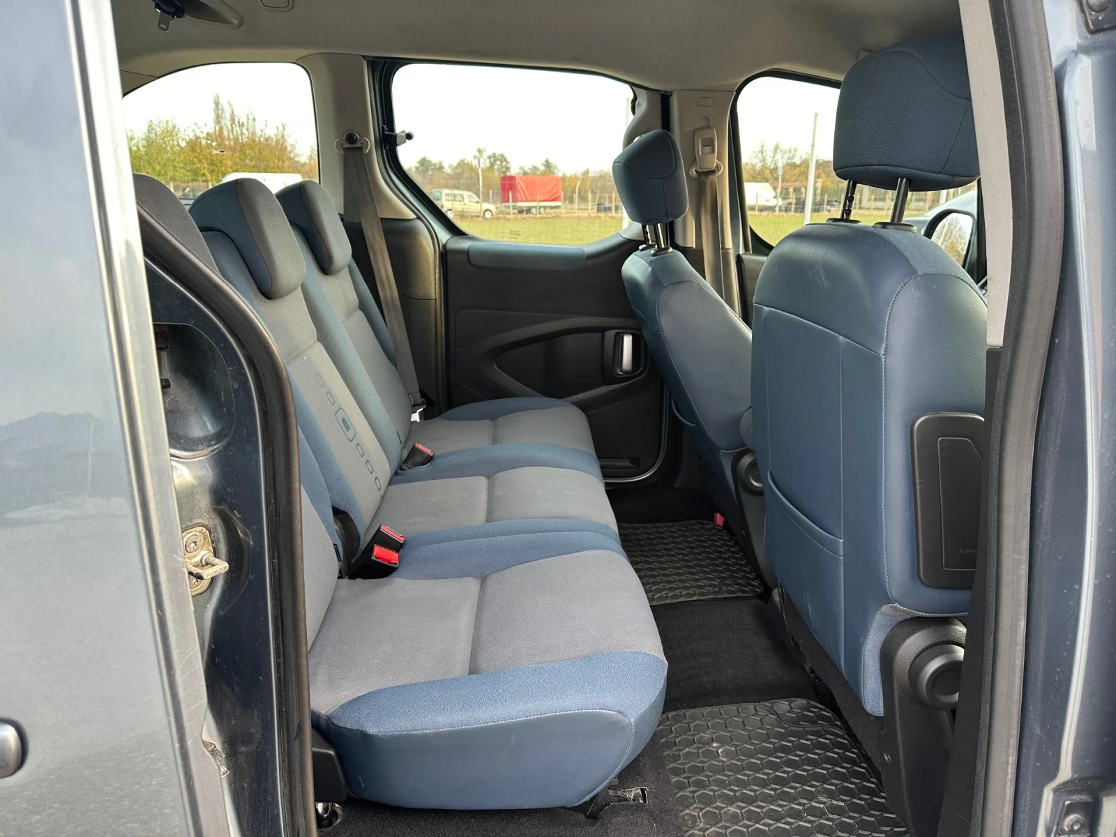 Citroen Berlingo 1.6LPG Multispace - изображение 10