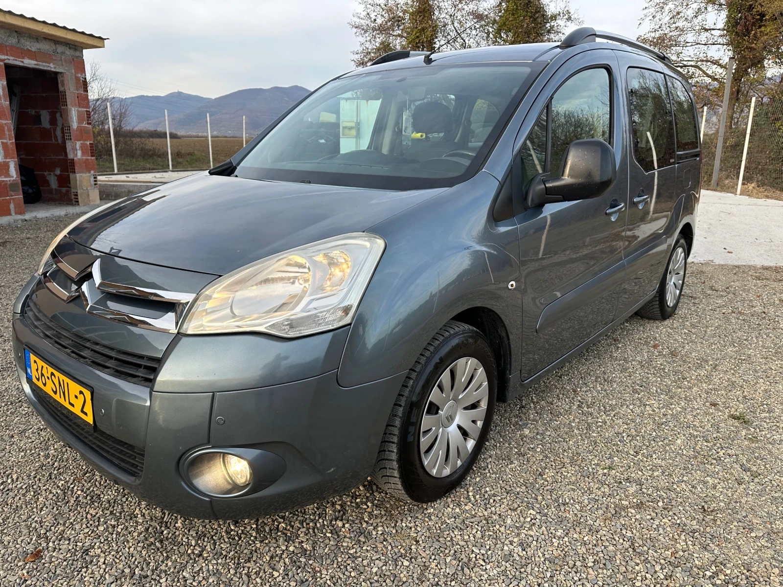 Citroen Berlingo 1.6LPG Multispace - изображение 2