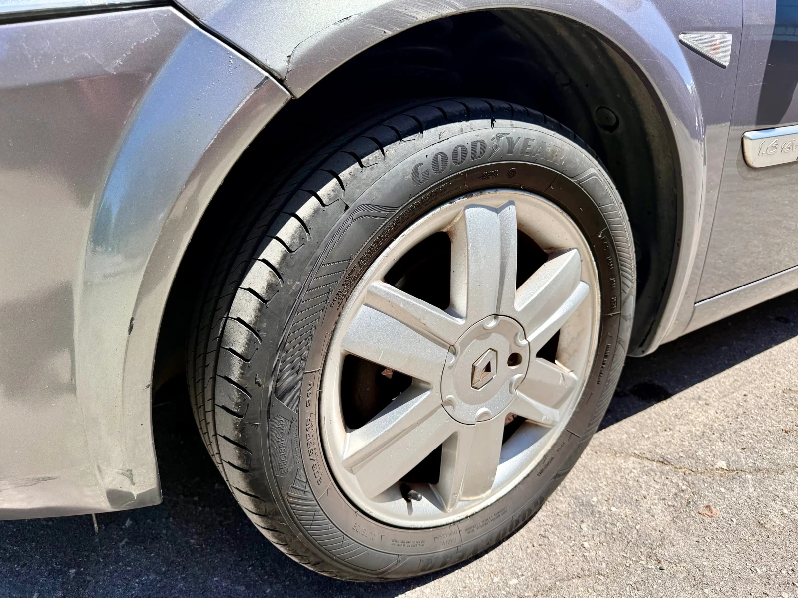 Renault Megane  - изображение 9
