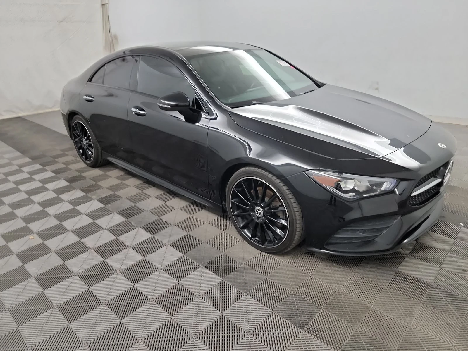 Mercedes-Benz CLA 250  - изображение 3