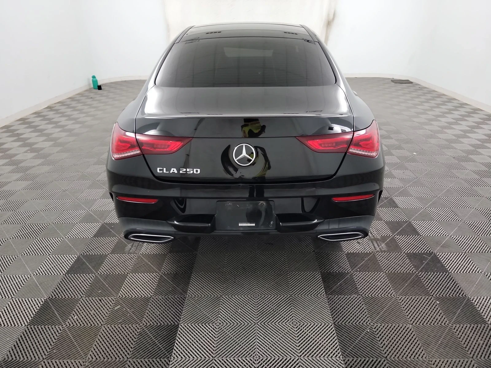 Mercedes-Benz CLA 250  - изображение 5