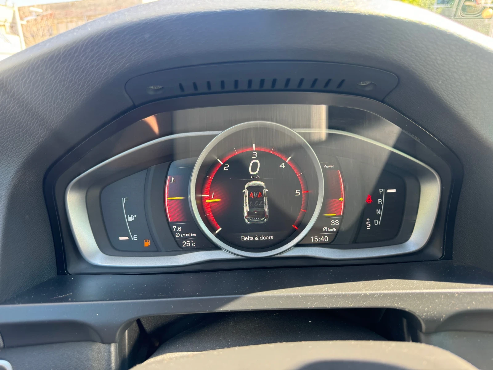 Volvo V60  - изображение 7