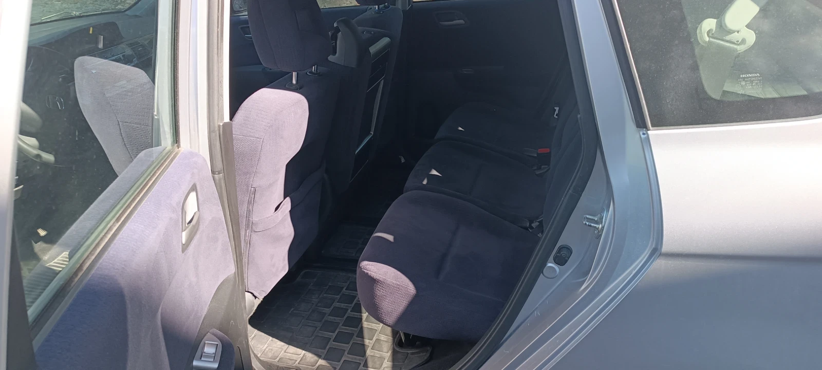 Honda Fr-v 1.8i - изображение 8