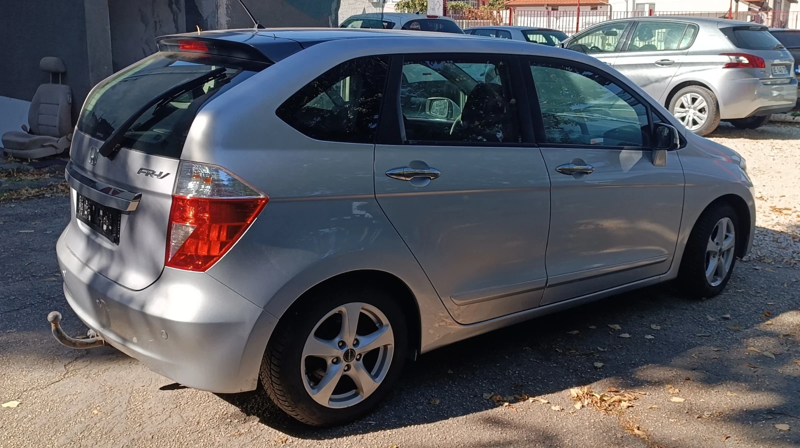 Honda Fr-v 1.8i - изображение 3