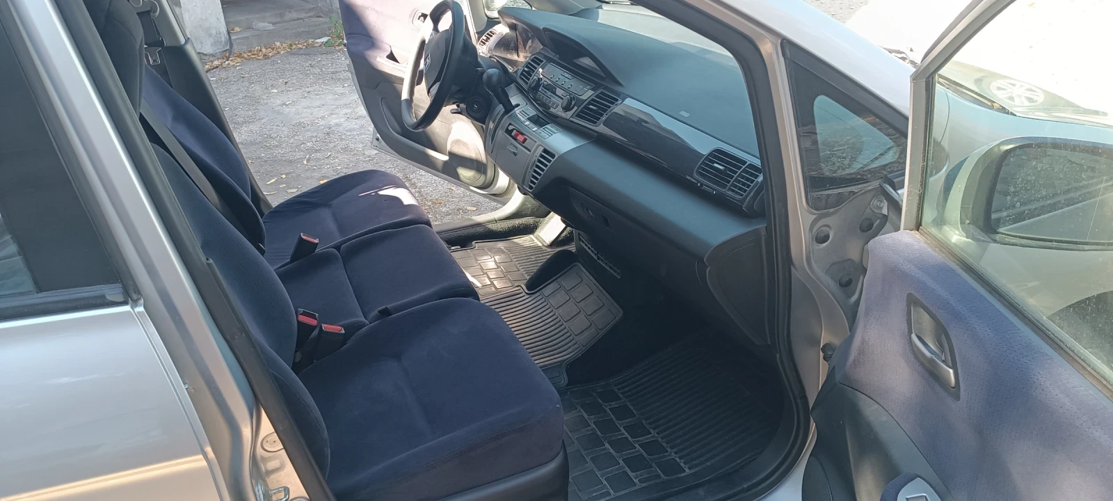 Honda Fr-v 1.8i - изображение 6