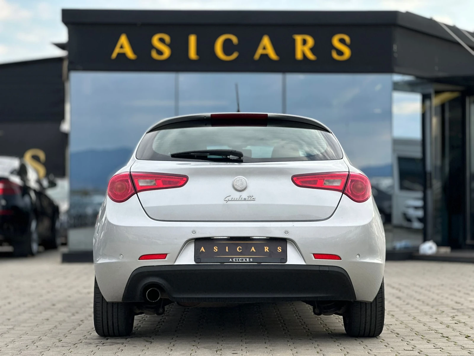 Alfa Romeo Giulietta / 1.6D / 105 HP / РЕГИСТРИРАНА / - изображение 4