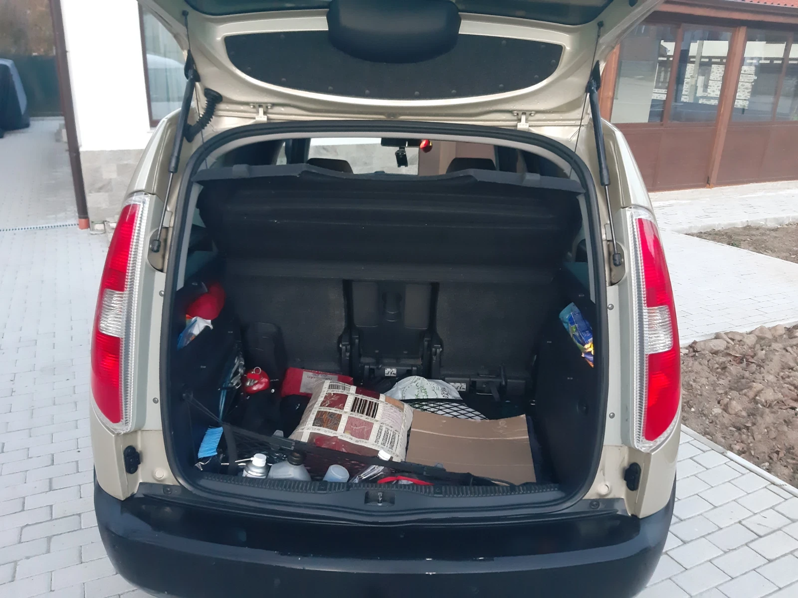 Skoda Roomster 1.6 TDI 90 K.C. SCOUT | Mobile.bg   11