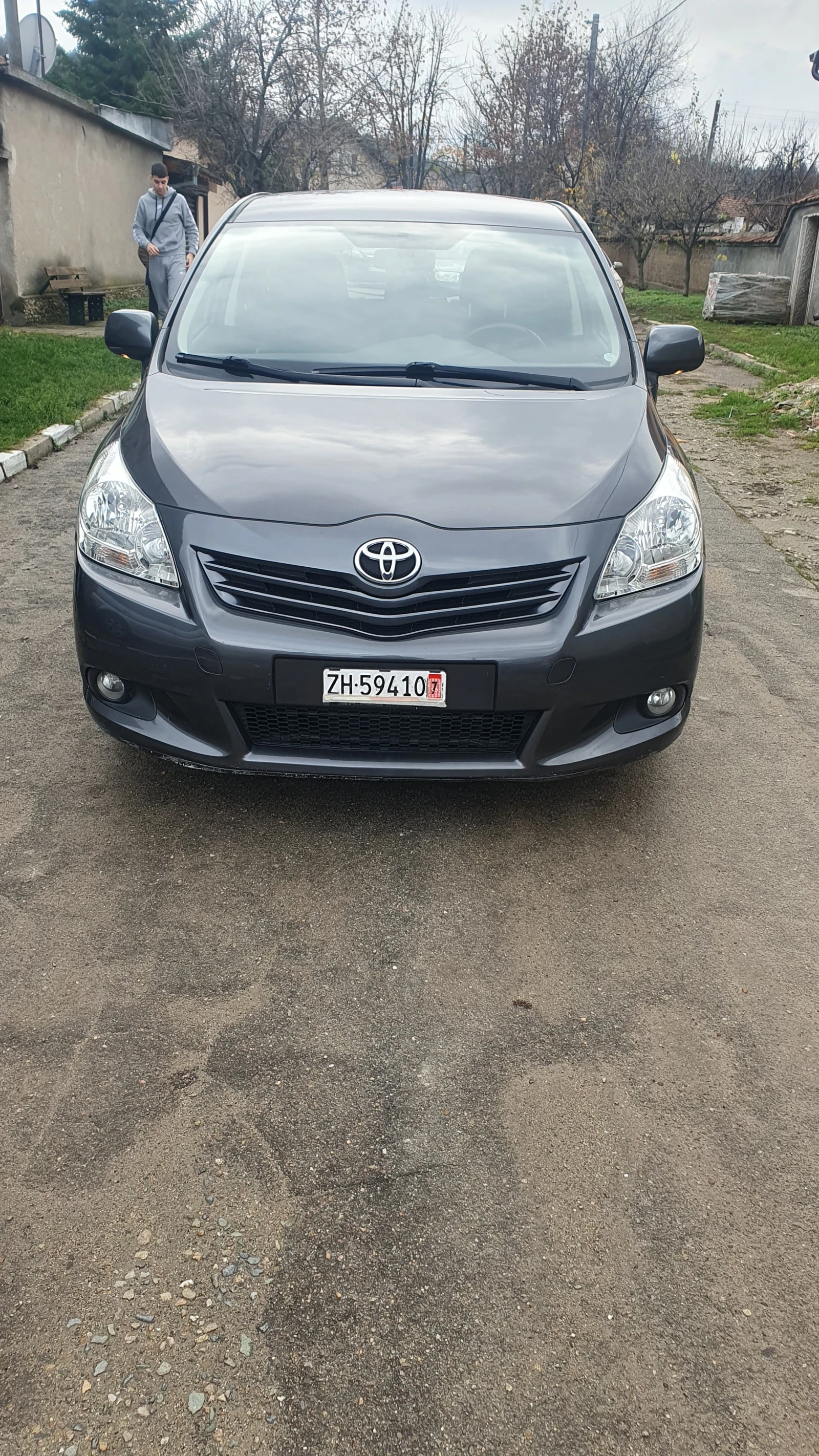 Toyota Verso  - изображение 2