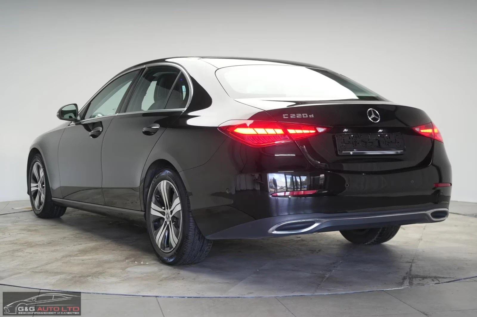 Mercedes-Benz C 220 d/9G-TRONIC/200HP/AVANTGARDE/BURM/DISTR./CAM/834g | Mobile.bg � ����������� 3