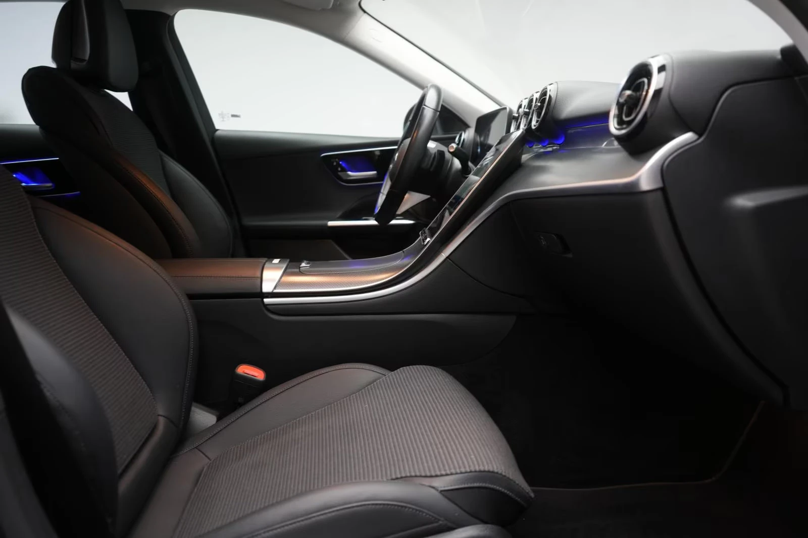 Mercedes-Benz C 220 d/9G-TRONIC/200HP/AVANTGARDE/BURM/DISTR./CAM/834g | Mobile.bg � ����������� 14