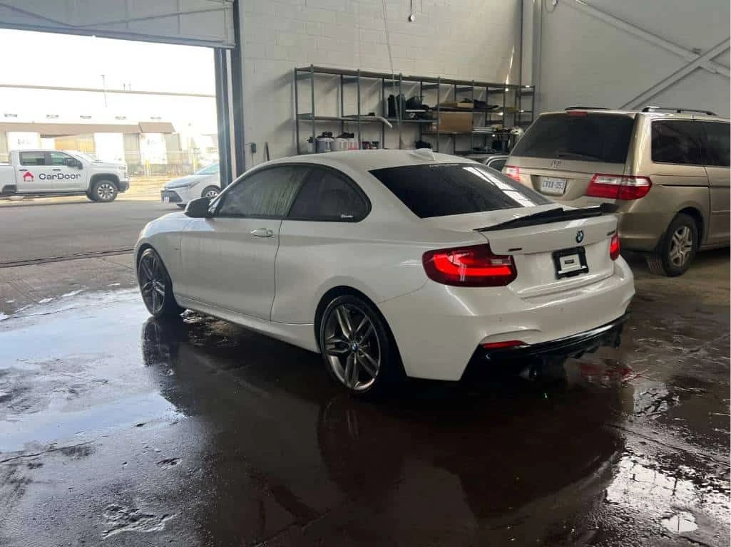 BMW 235 * xDrive * Подгрев * Шибидах * Червен салон * , снимка 16 - Автомобили и джипове - 53837499