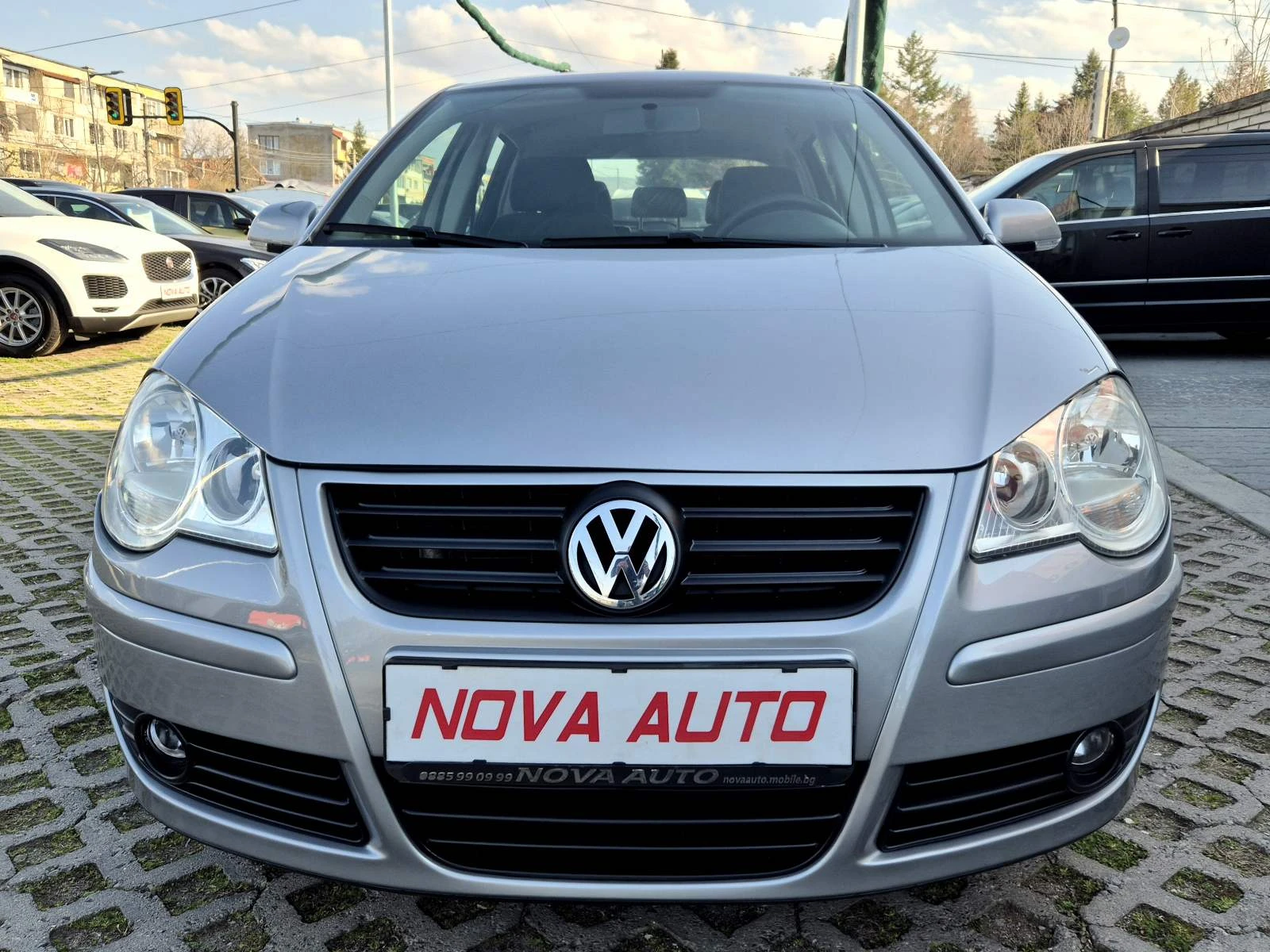 VW Polo 1.4i-80кс-136000км-NAVI, снимка 6 - Автомобили и джипове - 53852333
