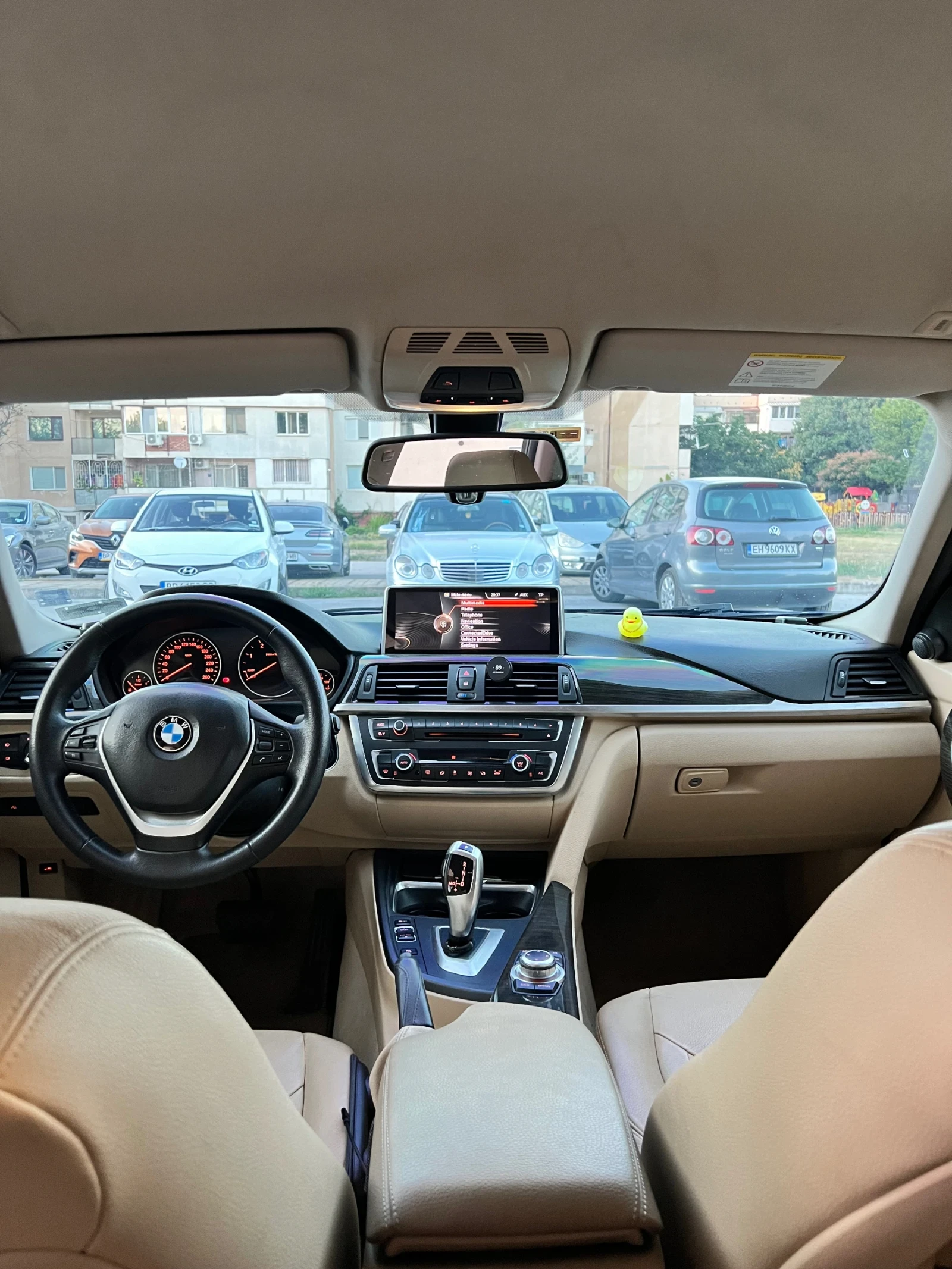 BMW 320 2.0d, снимка 8 - Автомобили и джипове - 53953632