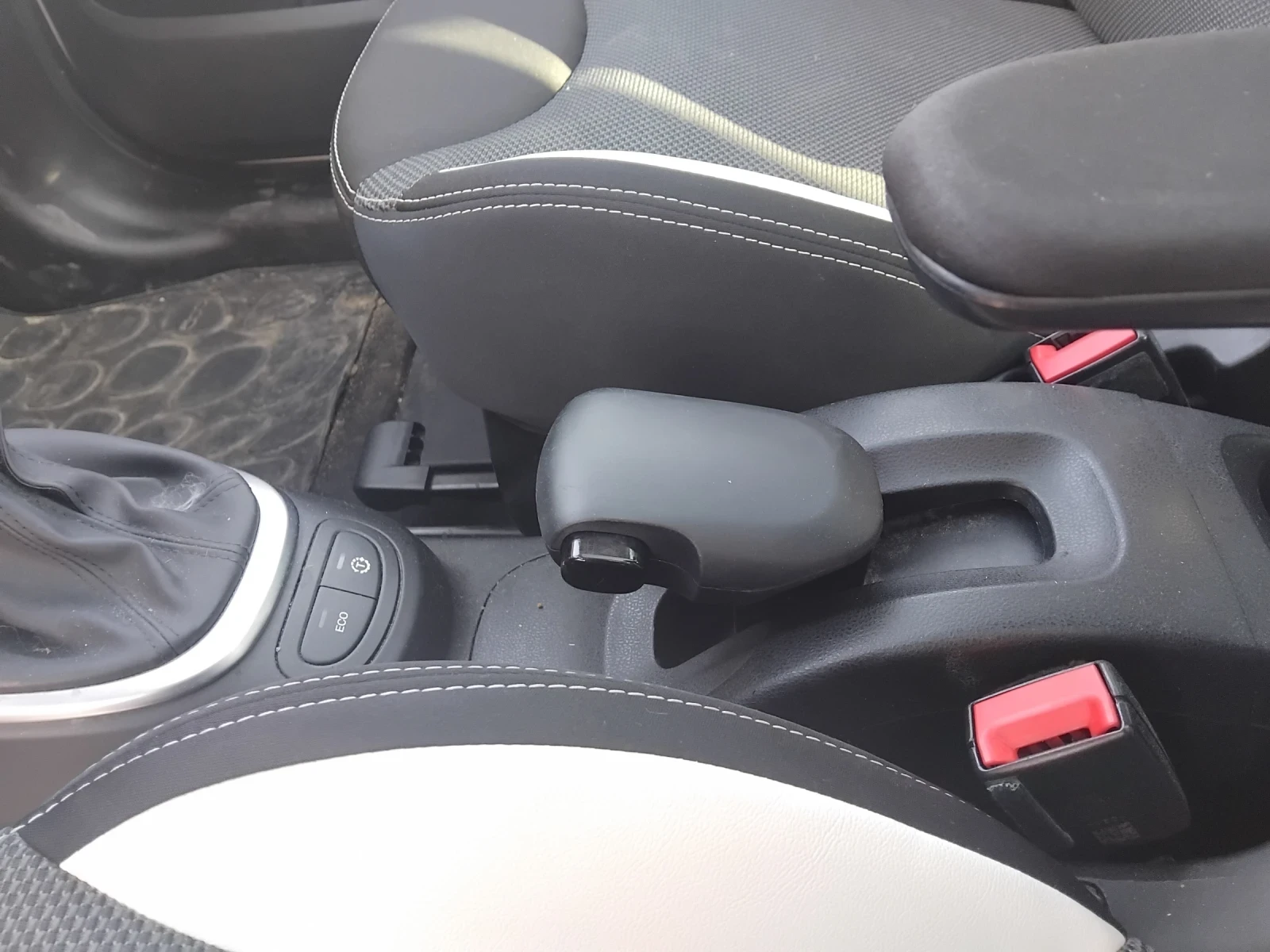 Fiat 500L, снимка 17 - Автомобили и джипове - 54179589