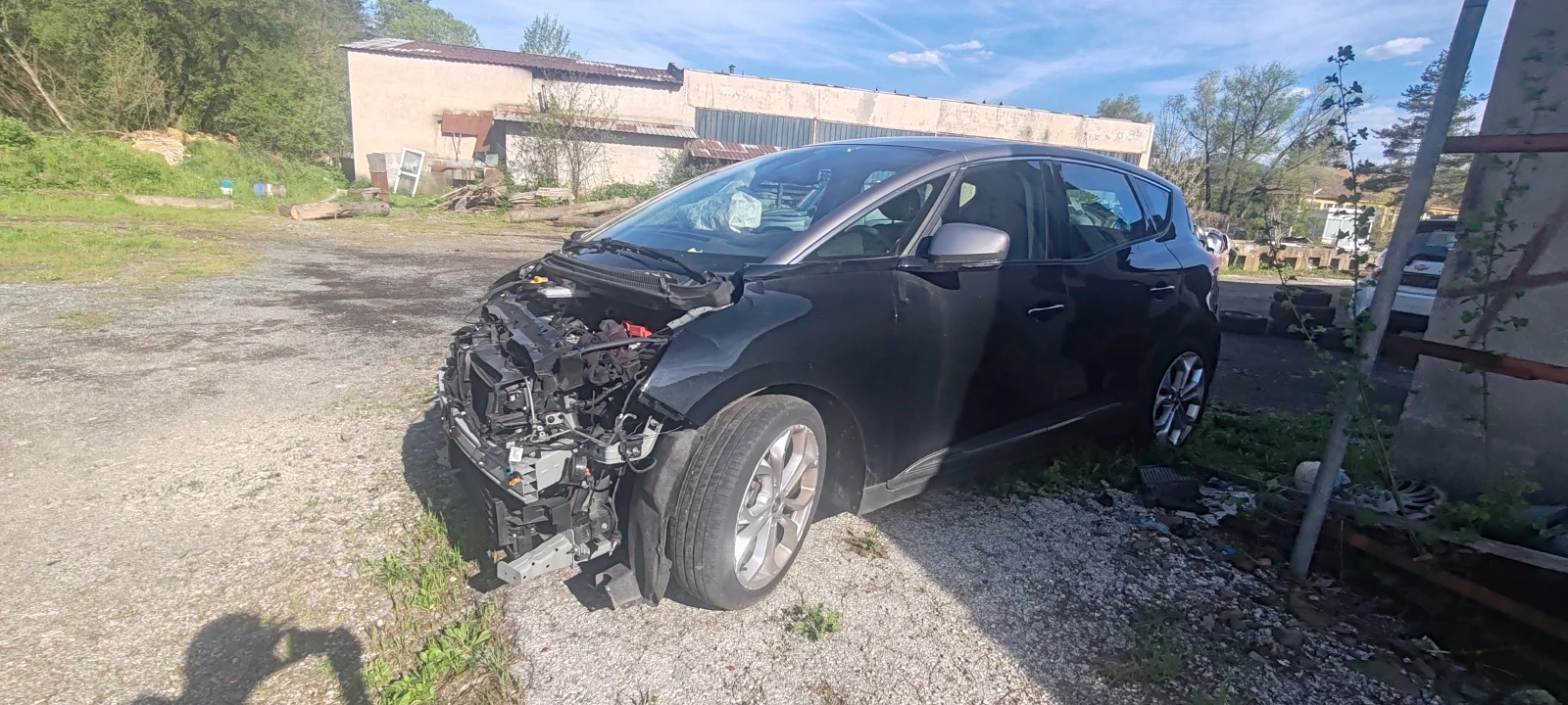 Renault Scenic, снимка 6 - Автомобили и джипове - 54381159