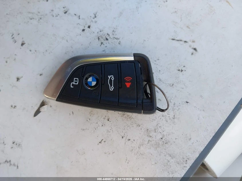 BMW 330 2.0l I, снимка 11 - Автомобили и джипове - 54756096