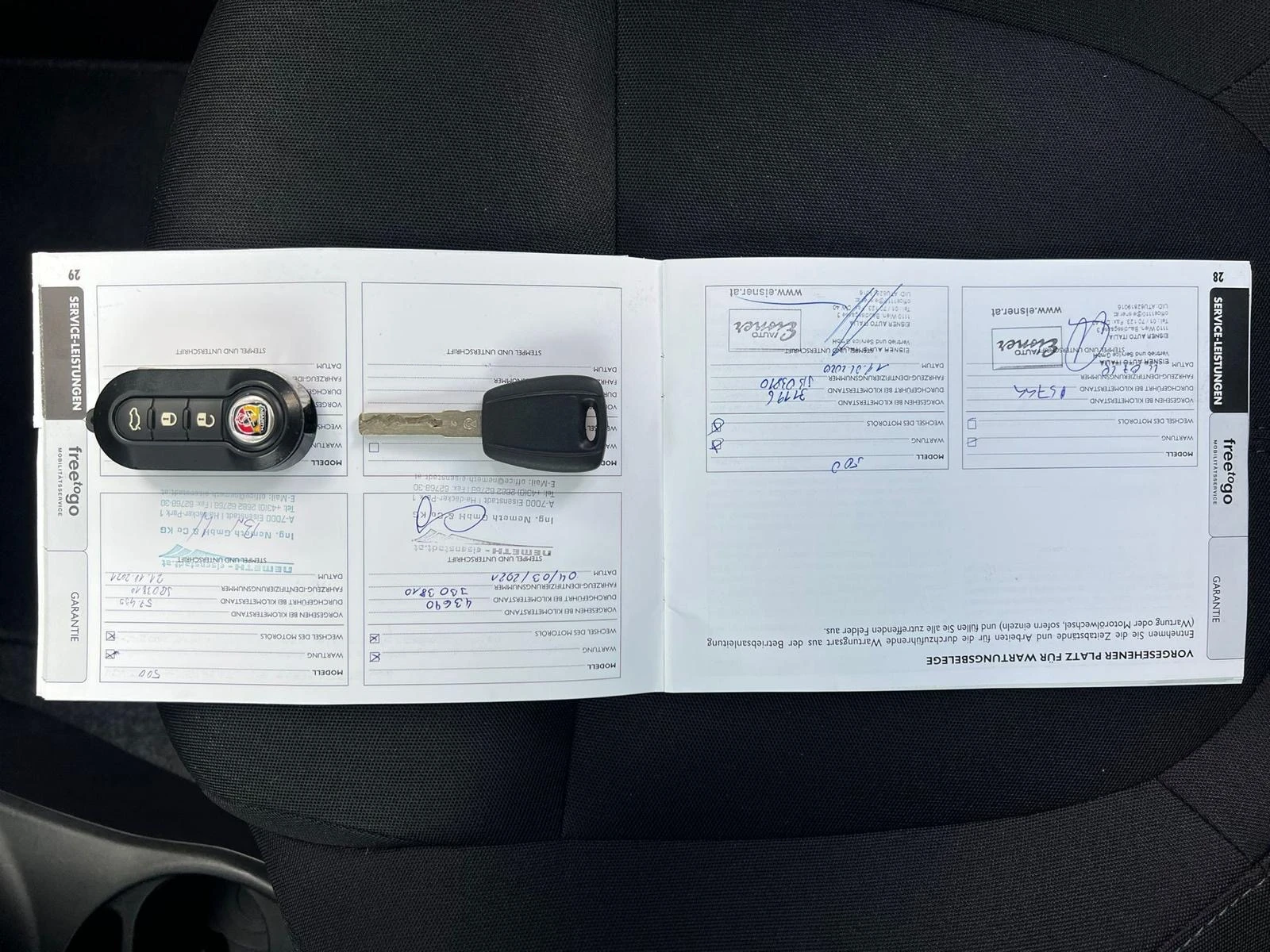 Abarth 595 1.4I NAVI BEATS KLIMATRONIK EVRO 6D ЛИЗИНГ!!!, снимка 17 - Автомобили и джипове - 54807740