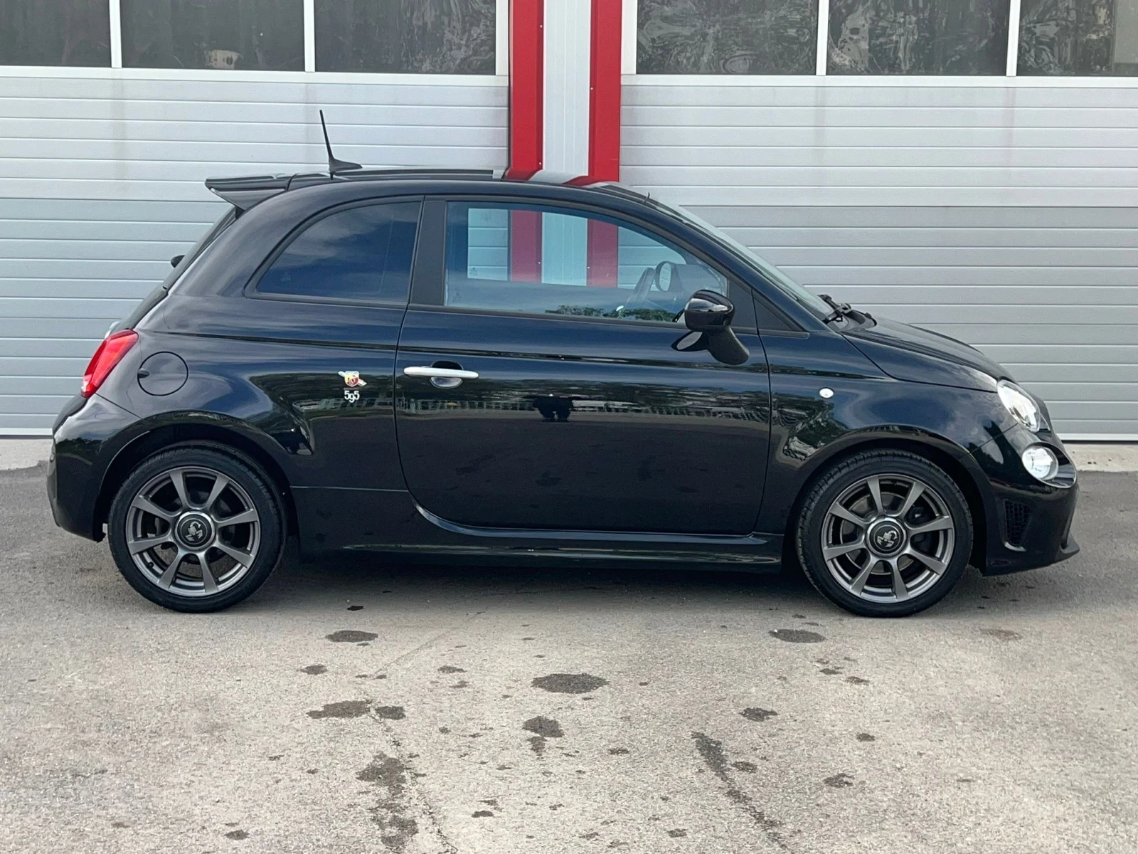 Abarth 595 1.4I NAVI BEATS KLIMATRONIK EVRO 6D ЛИЗИНГ!!!, снимка 7 - Автомобили и джипове - 54807740