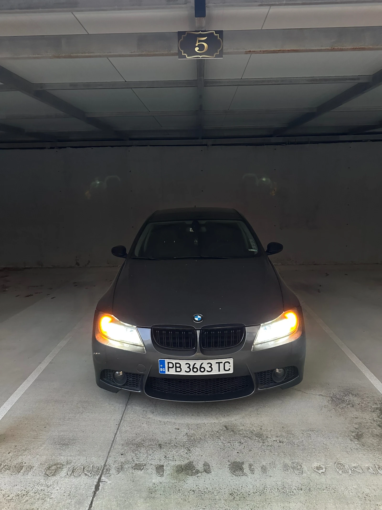BMW 330