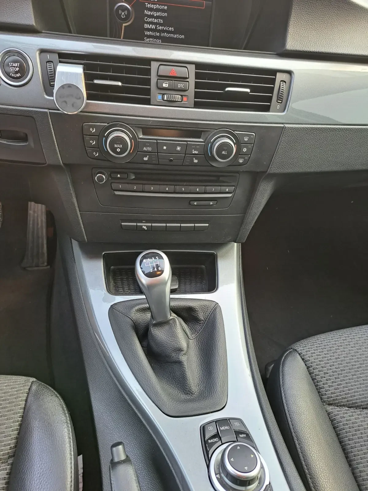 BMW 325 LCI 197к.с., снимка 11 - Автомобили и джипове - 55180380