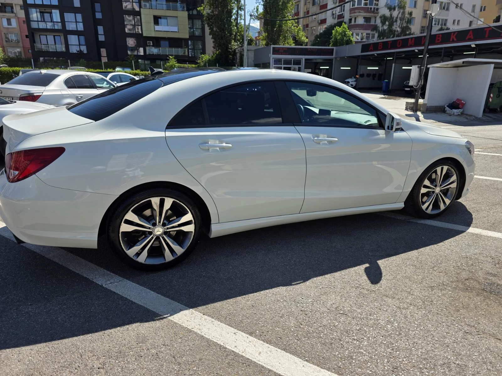 Mercedes-Benz CLA 250 4MATIC, KEYLESS, Panorama, Heated Seats, снимка 3 - Автомобили и джипове - 55270005