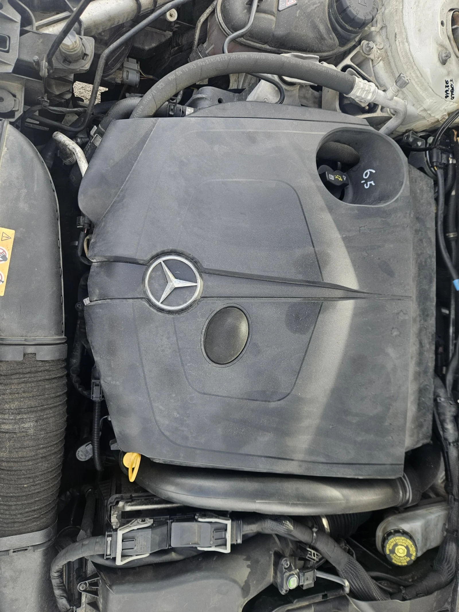 Mercedes-Benz CLA 200 2, 0CDI 4-MATIK AMG, снимка 15 - Автомобили и джипове - 55400099