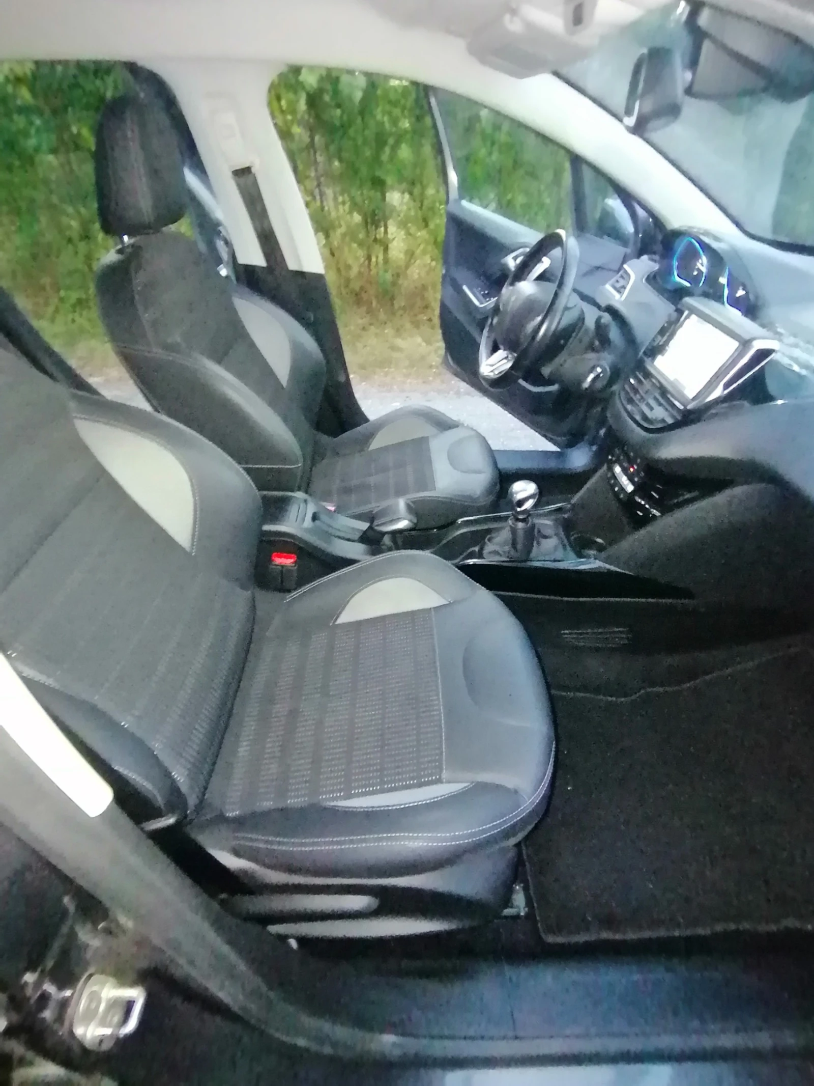 Peugeot 2008 1.6 BLUE HDI ALLURE 120 KS NAVI, снимка 15 - Автомобили и джипове - 55666536