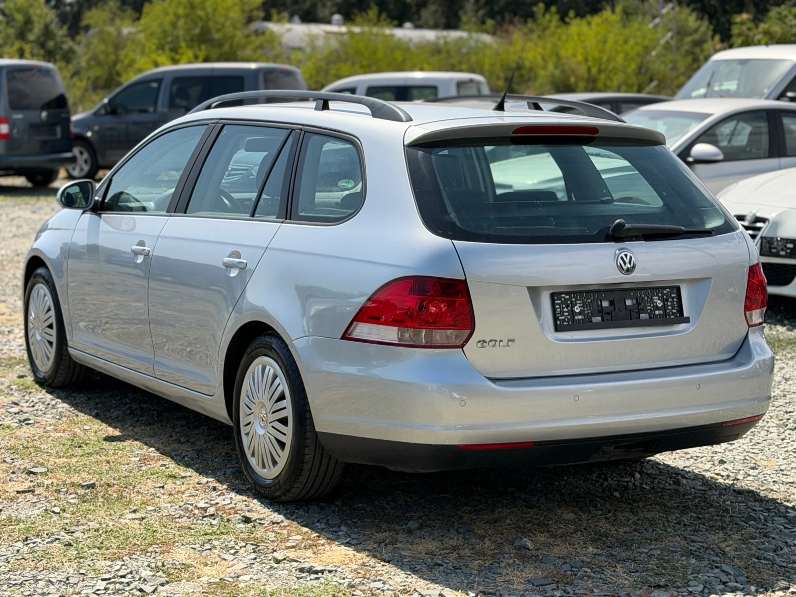 VW Golf 1.6i, снимка 5 - Автомобили и джипове - 55899437