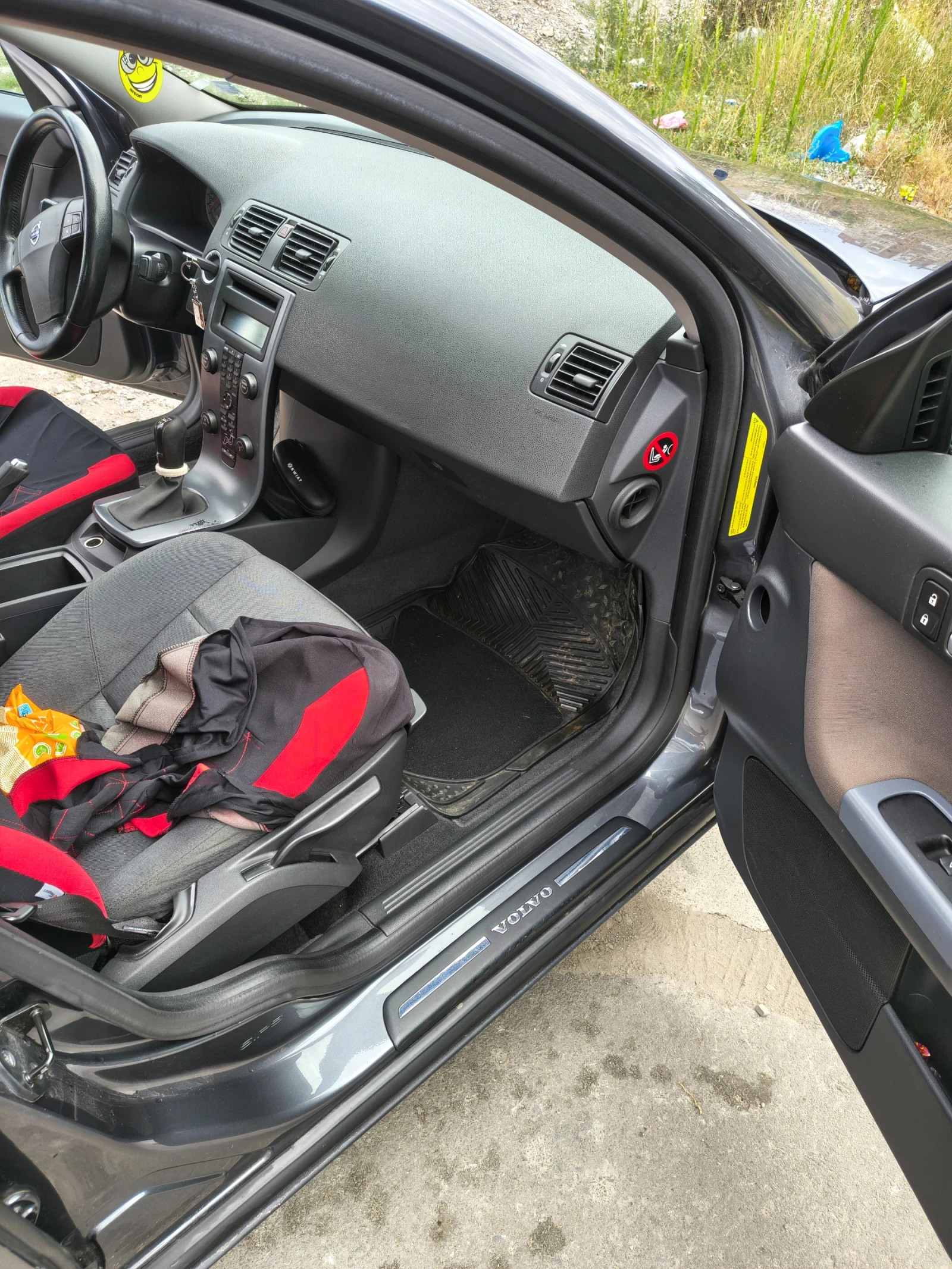 Volvo S40 1.6HDI, снимка 8 - Автомобили и джипове - 55976630
