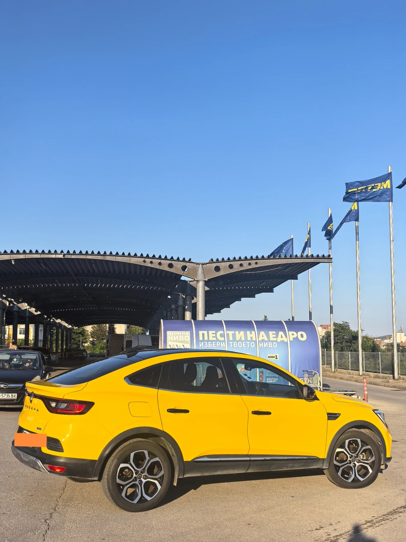 Renault Arkana, снимка 5 - Автомобили и джипове - 56087447