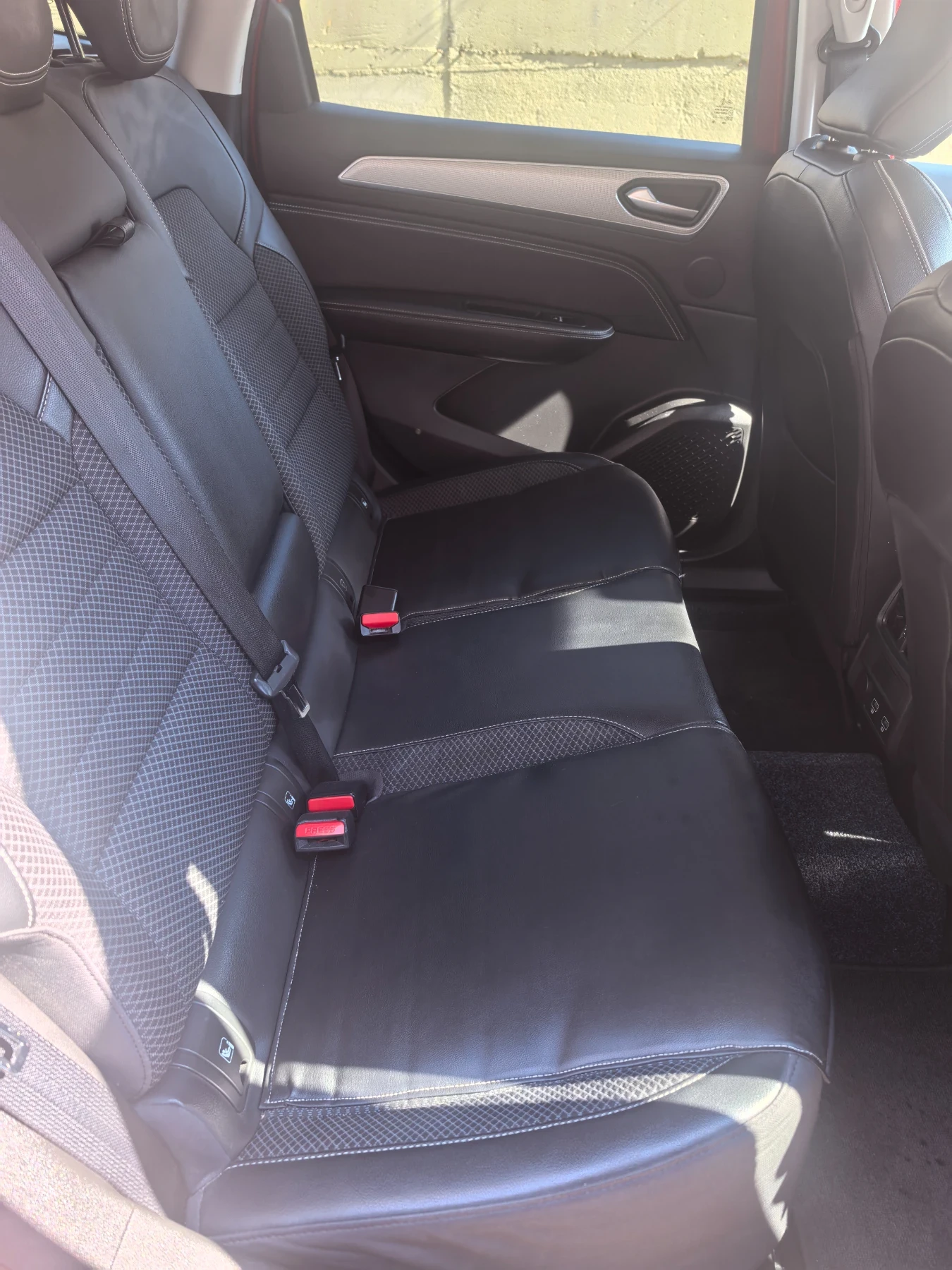 Renault Arkana, снимка 8 - Автомобили и джипове - 56087447