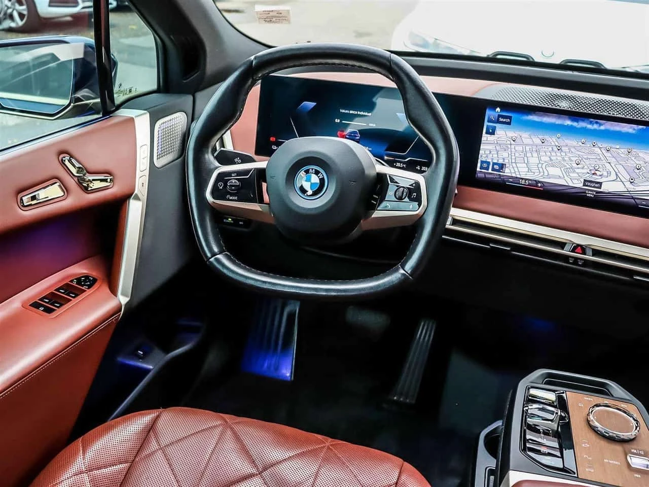 BMW iX M60 xDrive | CARFAX | ���������������� �� BMW | Mobile.bg � ����������� 9