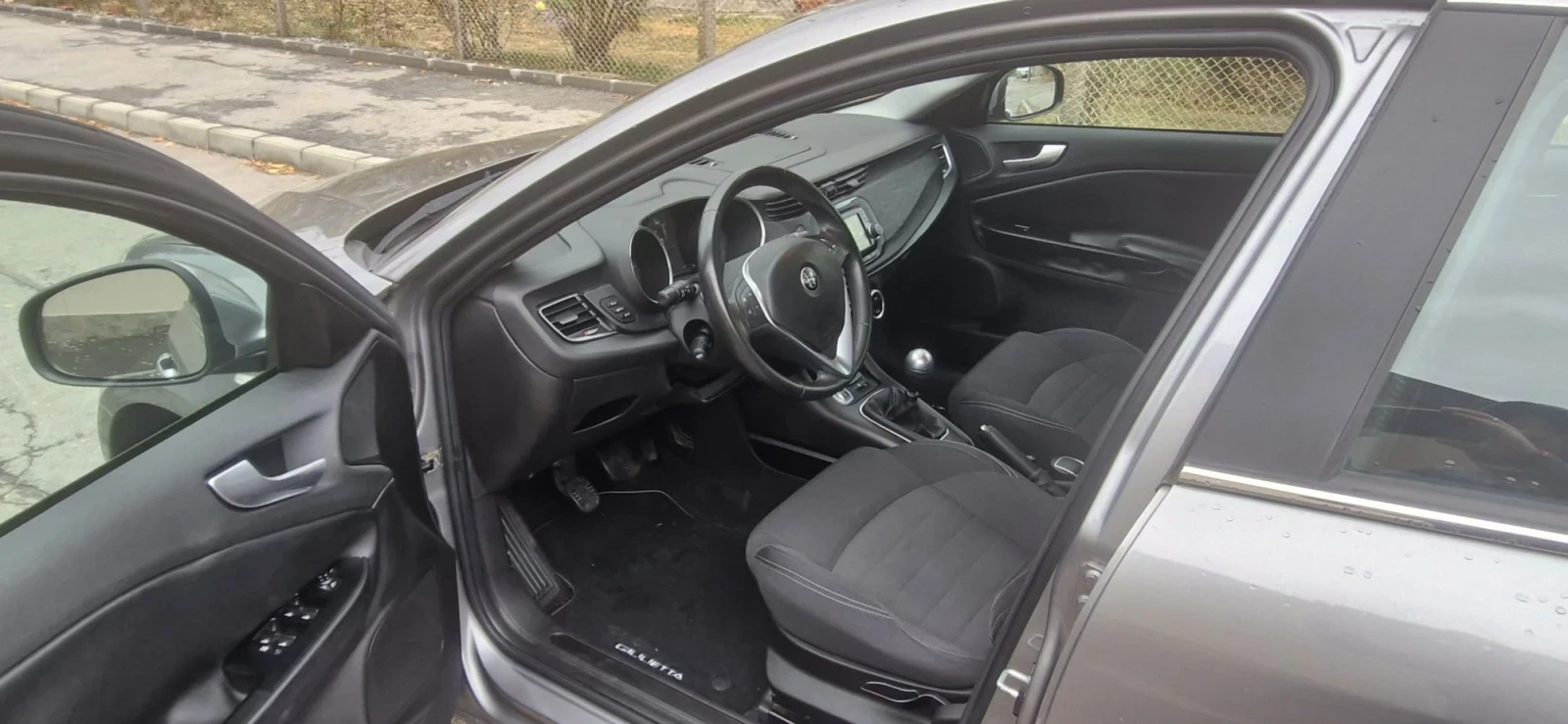 Alfa Romeo Giulietta, снимка 8 - Автомобили и джипове - 56514075